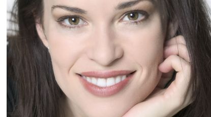 鄭大一附院整形科專(zhuān)家對(duì)比：王喜梅與劉林嶓，醫(yī)術(shù)特色及價(jià)格分享！