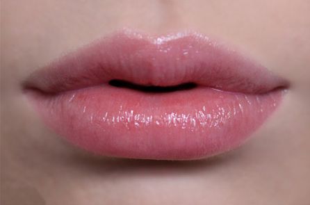 昆明麗都孟春麗的整形經(jīng)歷：恢復過程及專家介紹