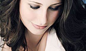 華妃與洪瑞試探性進行雙眼皮手術的方法曝光：爆料具體過程!