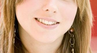 九院專家教你雙眼皮修復(fù)技巧，美麗無(wú)痕邂逅！費(fèi)用明細(xì)曝光，一文助你擁有完美雙眼皮！