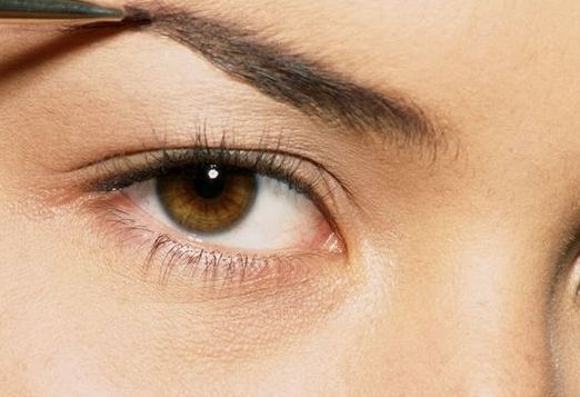 專業(yè)雙眼皮醫(yī)生解析：新疆整形界經(jīng)驗豐富實力脫穎而出