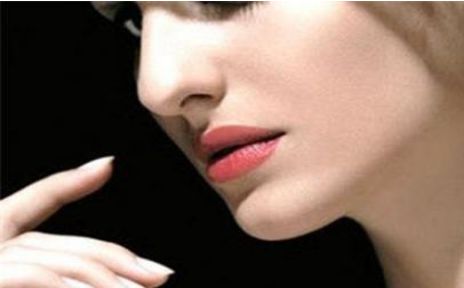 田國靜整形手術(shù)費用，技術(shù)高超，聲譽口碑卓越！