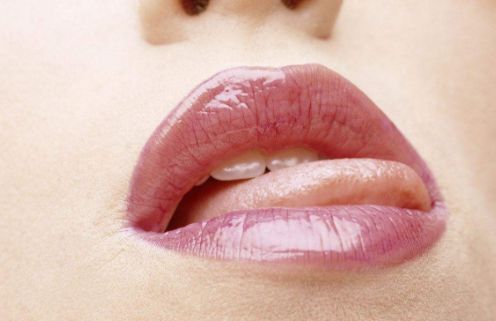 上海九院新版雙眼皮技術(shù)：蘇薇潔人氣榜首，多位專家入選