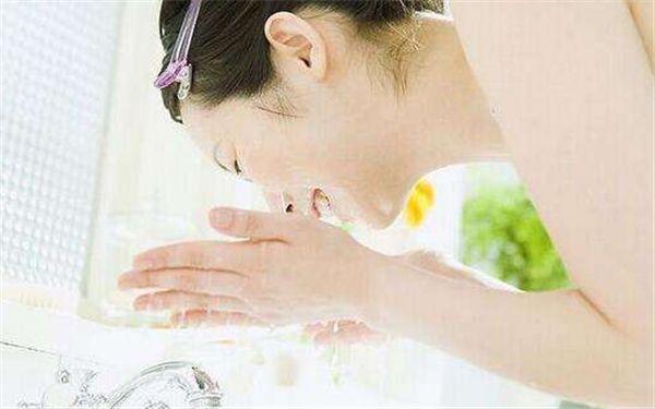 2023年深圳優(yōu)秀雙眼皮修復(fù)醫(yī)生盤點(diǎn)，5位眼部整形專家任您挑選