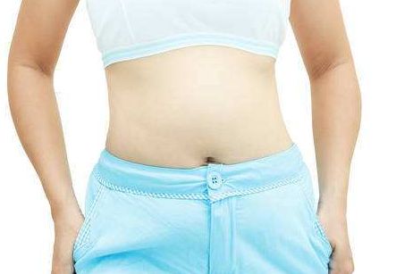 韓巖醫(yī)生，人民解放軍總整形修復(fù)科專家，醫(yī)術(shù)超群，獨(dú)創(chuàng)吸脂塑形技藝，醫(yī)學(xué)園恩贊譽(yù)！附一線案例分享！