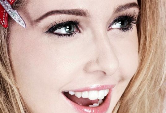 裴柄萬如何讓你的雙眼皮更完美？南京專業(yè)醫(yī)生案例與費用揭曉！