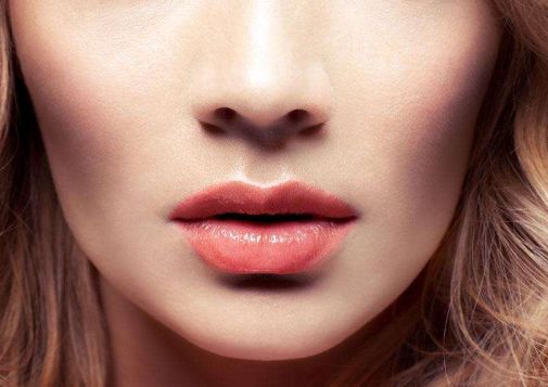 青島整形醫(yī)生高超技藝，雙眼皮、隆鼻、隆胸等多種手術(shù)選擇豐富！