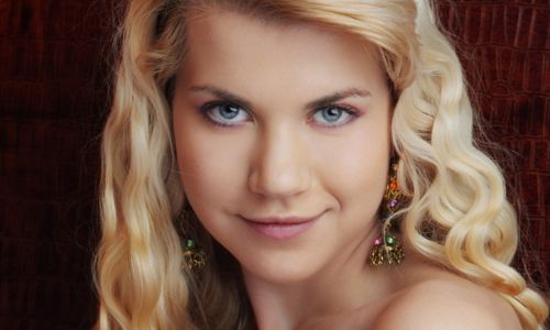 南京中大醫(yī)院整形美容：專家團(tuán)隊(duì)、技術(shù)優(yōu)勢、價(jià)格參考