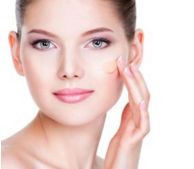 韓國女星金喜善37歲穿校服演高中生，新劇中凍齡容貌宛如18歲少女