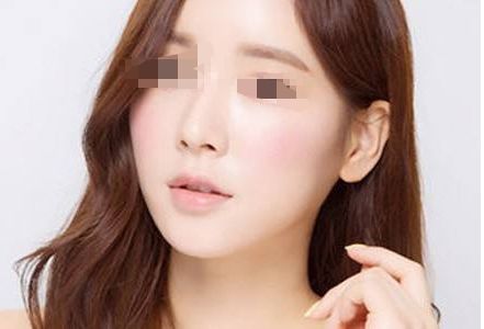 上海整形醫(yī)院中，哪家隆鼻效果好？