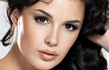 肚臍眼整形前后真實案例分享：求美者體驗與評價揭秘