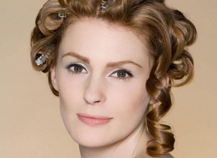 青島諾美德姜留剛院長(zhǎng)肋骨鼻手術(shù)效果分析