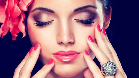 國內有口碑好的顴骨內推醫(yī)生前十：專家實力不容錯過！