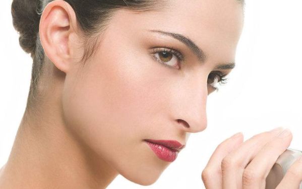 湖北中醫(yī)院醫(yī)學(xué)美容科：醫(yī)院資質(zhì)、專家團(tuán)隊(duì)點(diǎn)評(píng)一覽