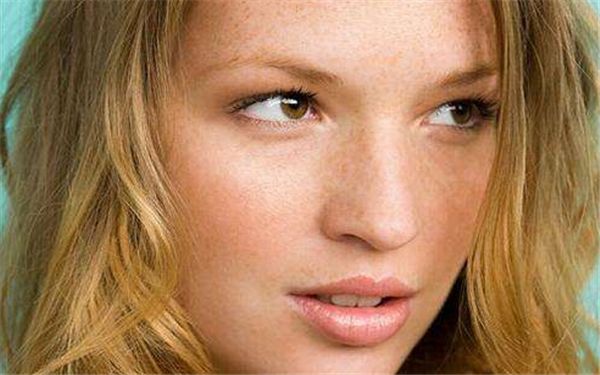 昆明隆鼻醫(yī)院排名及好評(píng)對(duì)比