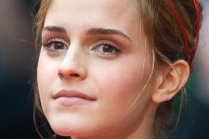 襄陽中心醫(yī)院：面部拉皮手術(shù)指南：預(yù)約、技術(shù)和費(fèi)用詳解