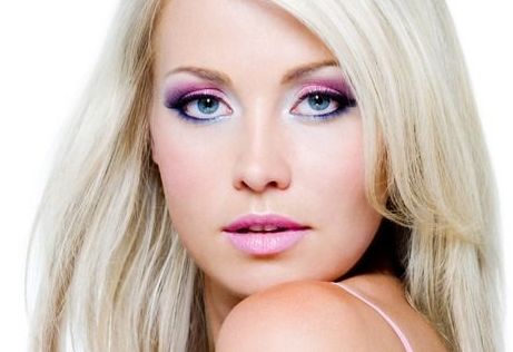 鼻部修復(fù)術(shù)經(jīng)驗(yàn)豐富，專業(yè)醫(yī)師助您蛻變新生