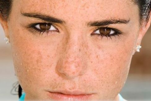 南寧市知名整容醫(yī)院匯總單，推薦前五家值得信賴的隆胸醫(yī)療機構(gòu)，價格參考愛思特、韓成等！