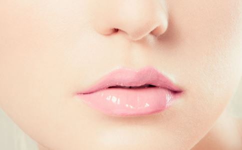 塑造你唇部魅力的秘密方法