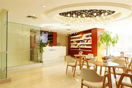 北京愛(ài)顏醫(yī)療美容診所