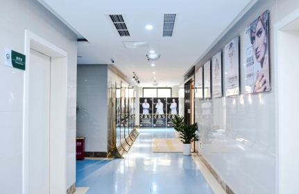 重慶萬家燕整形外科美容醫(yī)院