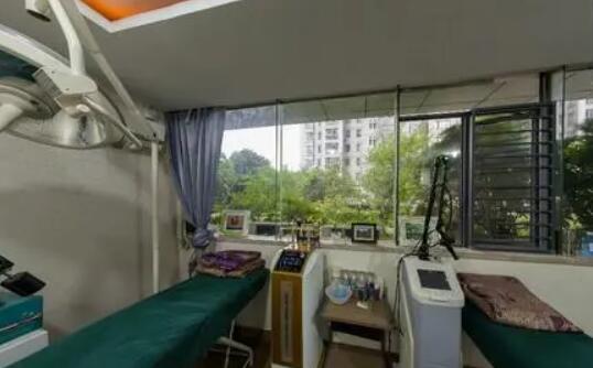 合肥新地崔勁松醫(yī)療美容門診部