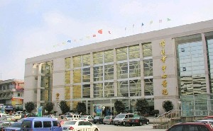 綿陽(yáng)中心醫(yī)院整形?？? style=