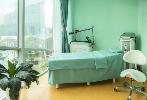 重慶張輝醫(yī)療美容