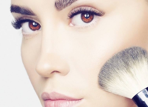 廣州精雕祛眼睛細(xì)紋醫(yī)生