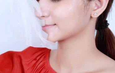 青島線雕去除眼底紋醫(yī)生