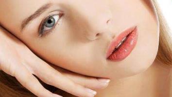 重慶唇部注射豐唇醫(yī)生