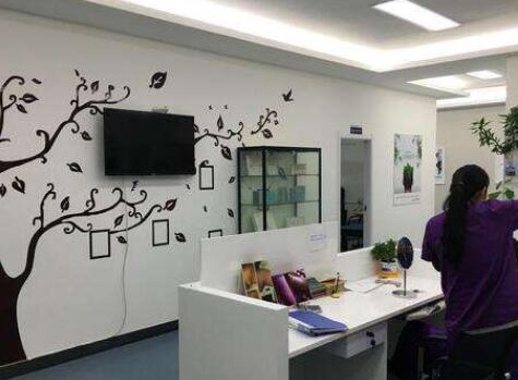 深圳仁安雅療學(xué)美容門診部