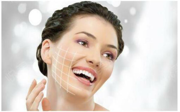 南京哪家醫(yī)院做硅膠隆鼻效果好【6家真實口碑調查】