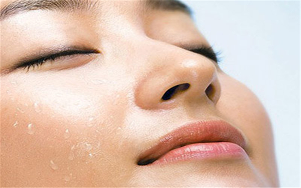 寶安區(qū)整形醫(yī)院對(duì)比：美加美vs星顏，實(shí)力大PK一起揭曉！