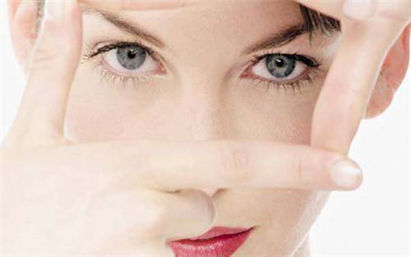 排名靠前的大連口腔科醫(yī)院推薦！超值種植牙套餐來襲！