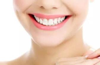 長春吸脂法祛眼袋醫(yī)生