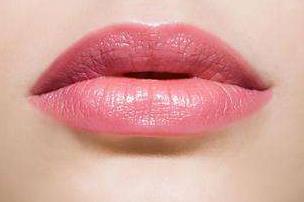 廣州點(diǎn)陣激光去生長(zhǎng)紋醫(yī)生