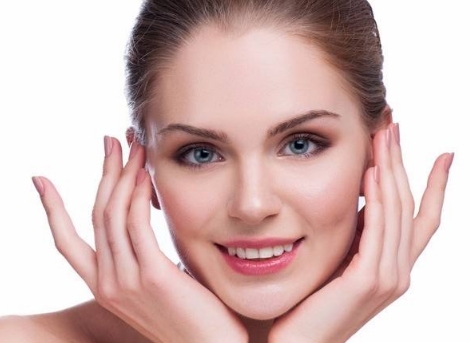 萬(wàn)州蘋(píng)果肌填充脂肪醫(yī)生