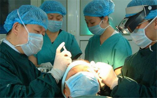 2023上海哪家整形醫(yī)院副耳去除效果，大揭秘！