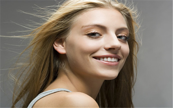 2023年，知名城市?？谡?guī)整形醫(yī)院排行一覽——高效消除頸紋疑難雜癥！