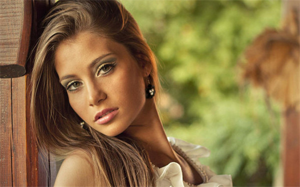 2023年武漢有哪些整容醫(yī)院提供優(yōu)質(zhì)線雕收緊面部輪廓服務(wù)？查詢效果的前十大揭秘！