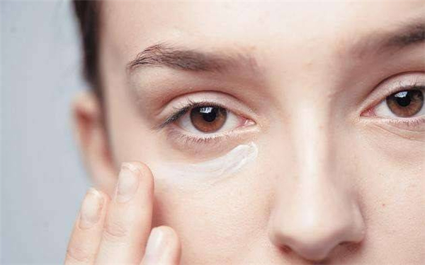 貴陽(yáng)眼角紋脂肪填充醫(yī)院獨(dú)占鰲頭！2023年整形醫(yī)院盤(pán)點(diǎn)