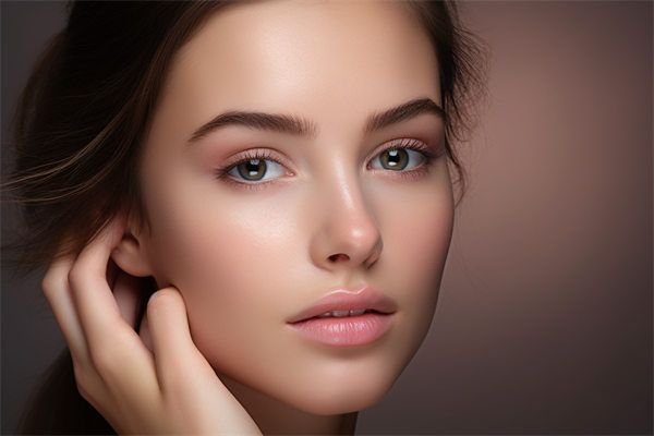 北京膠原蛋白豐額頭醫(yī)院專家排行：知名醫(yī)生價格表2025年最新版