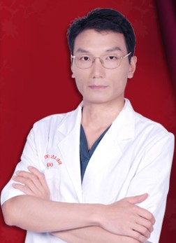 珠海陸達(dá)楊榮坤隆胸案例展示