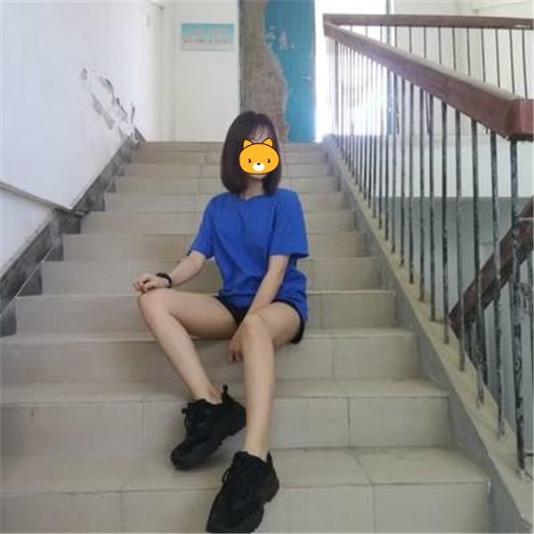 中山美南華整形大腿吸脂效果分享，別人P成這樣而你就長(zhǎng)這樣