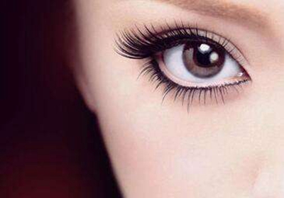 成都藝星醫(yī)療美容醫(yī)院雙眼皮修復效果