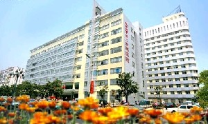 南昌大學(xué)第二附屬醫(yī)院整形美容科內(nèi)切眼袋怎么樣？內(nèi)切去眼袋有何優(yōu)缺點？