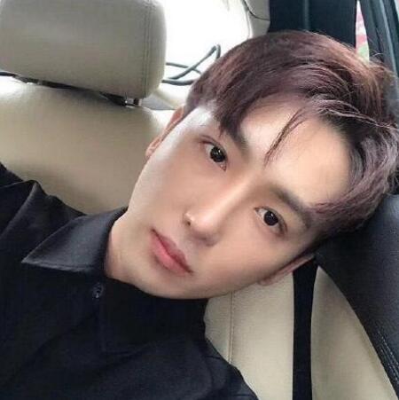 成都恩喜醫(yī)學整形張曉琴醫(yī)生男性過大下頜角磨骨案例 成都恩喜醫(yī)學整形張曉琴醫(yī)生男性過大下頜角磨骨案例