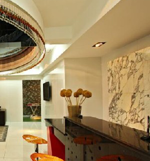 新疆張瑞紅醫(yī)療美容診所