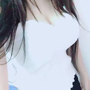 佛山東方女子醫(yī)院整形美容中心姜政輝做自體脂肪隆胸案例效果對(duì)比圖